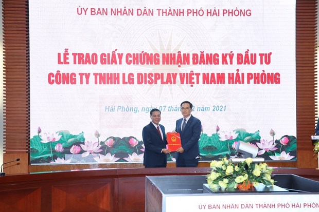 Hai Phong grants investment approval to LG Display’s project