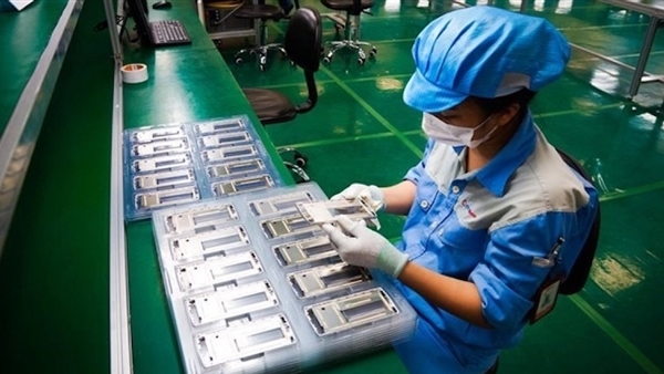 Viet Nam produces nearly 20% of global mobile phone output