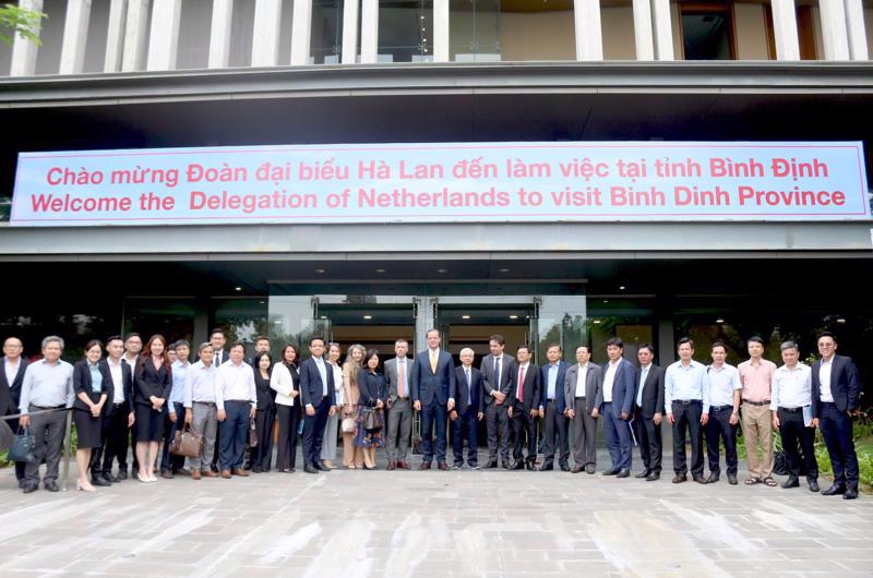Dutch enterprises attend seminar on Binh Dinh’s coastal economy
