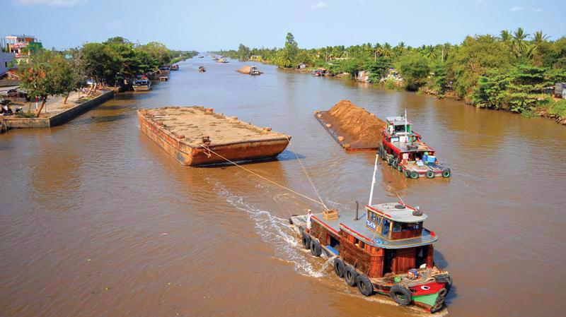 $91mln set aside from State budget to raise bridge heights in Mekong Delta