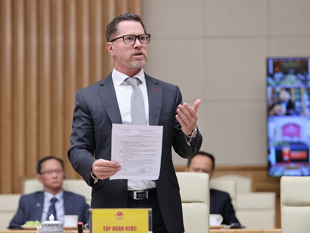CEO of HSBC: Let Viet Nam’s success story be told to the world