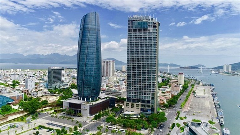 Viet Nam to establish two financial centers in 2025