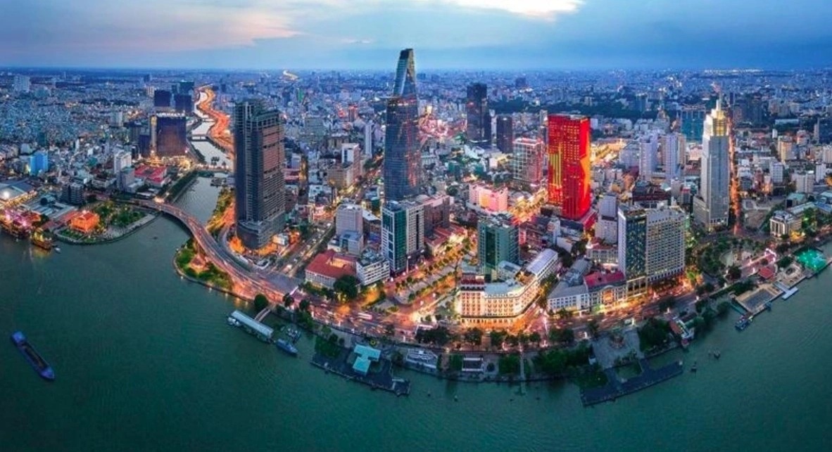 Vietnam likely to achieve GDP growth target of 8% this year: UOB expert