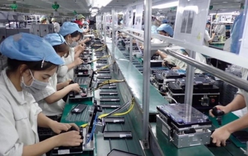 Vietnam increases imports of computers, electronic products from China