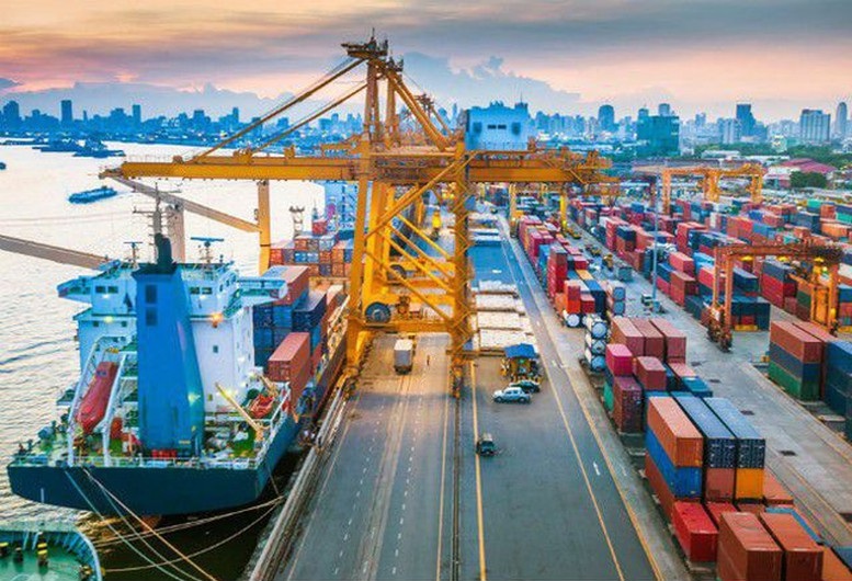 Viet Nam's trade volume nears US$600 billion in January-August period