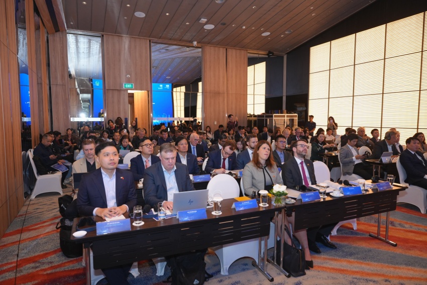 Industry, trade sector plays core role in national development in new era: official