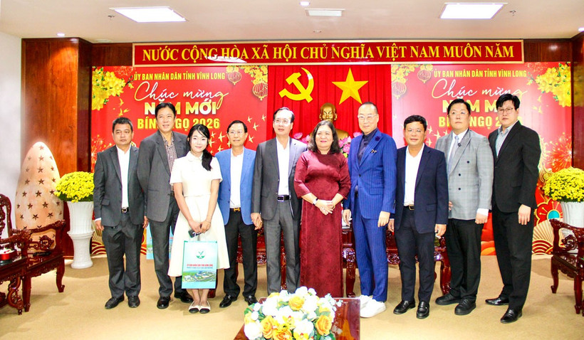 Korean enterprises explore investment in Vinh Long province