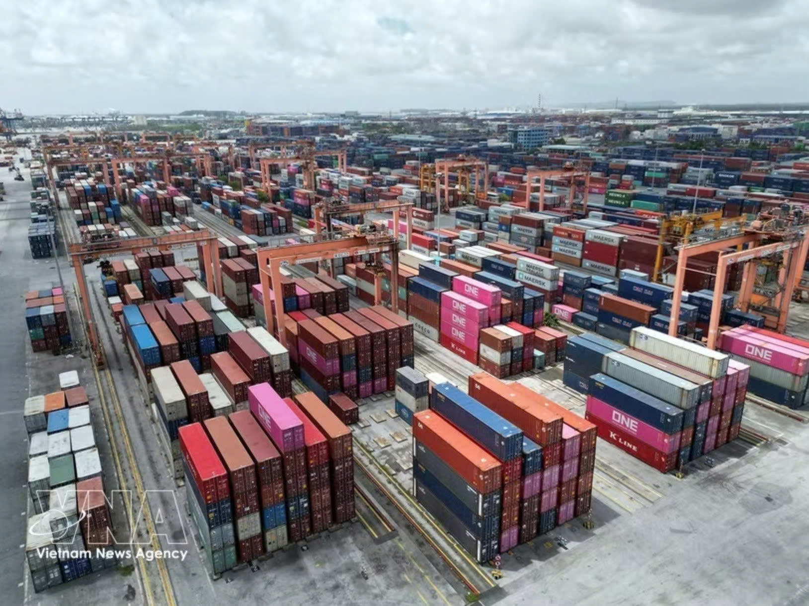 Hai Phong waives port infrastructure fees for liquid cargo through end-2026