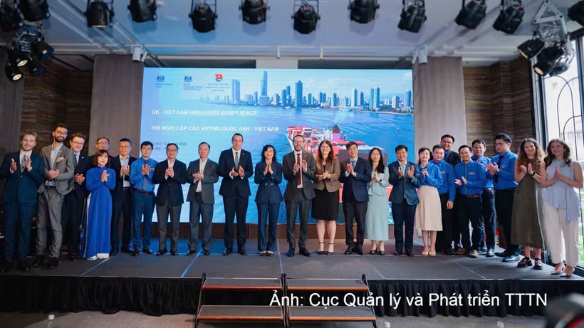 Vietnam, UK seek new growth drivers in technology, logistics