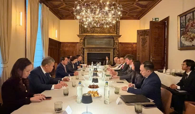 Hanoi seeks strategic partnerships with international firms and organisations in Belgium