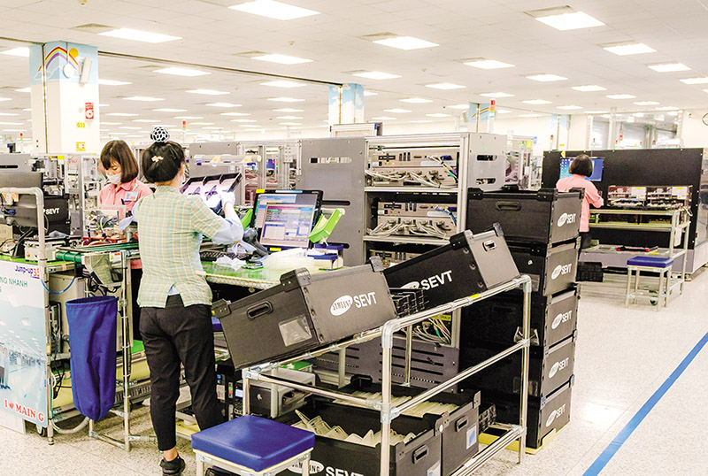 Giải ngân đạt kỷ lục, đầu tư nước ngoài bước nhanh đến sự phục hồi