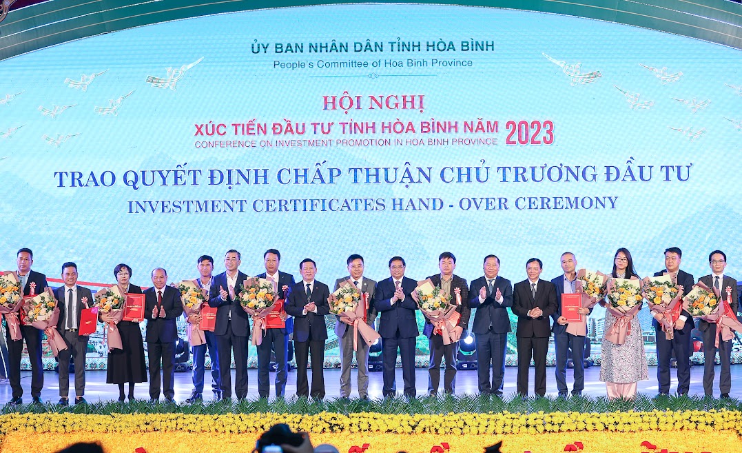 Hòa Bình đón 16 dự án đầu tư, tổng vốn hơn 2 tỷ USD