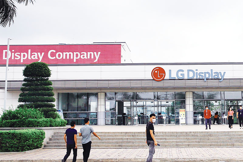 Dự án tỷ USD trở lại, đầu tư nước ngoài tăng tốc