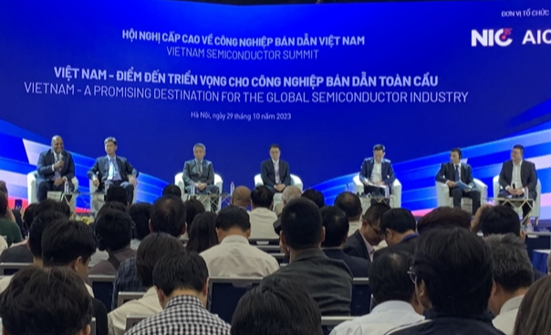 Bộ trưởng Nguyễn Chí Dũng: 'Việt Nam sẽ trở thành đối tác tin cậy trong chuỗi cung ứng bán dẫn'